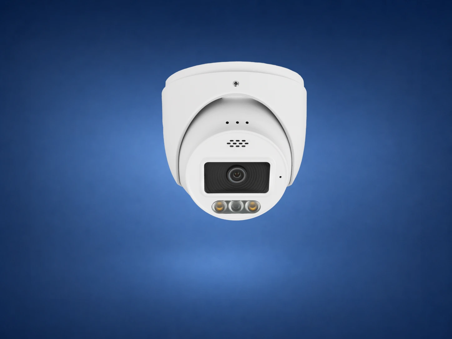 Luma 820 Series 8MP Hybrid turret camera on blue