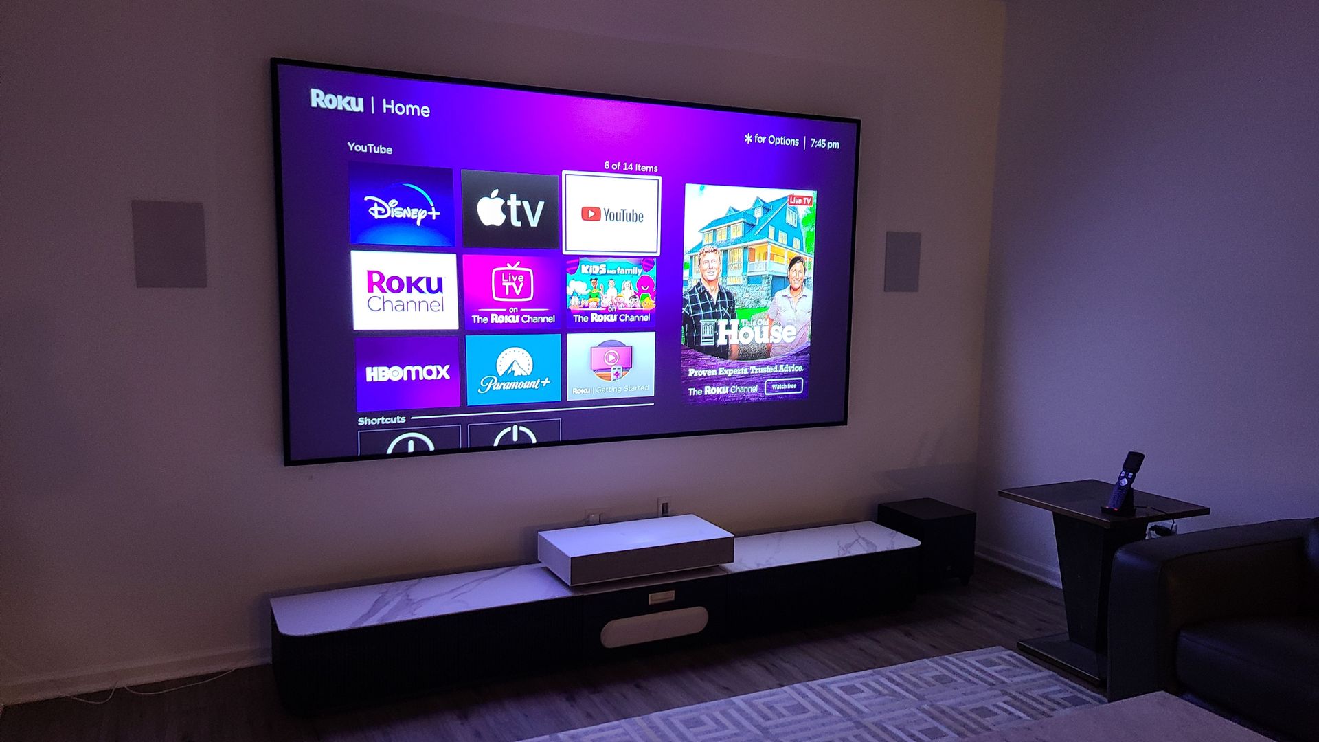 Streamlined Entertainment Lounge